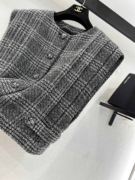 Жилет Chanel женский графитовый 158339-7
