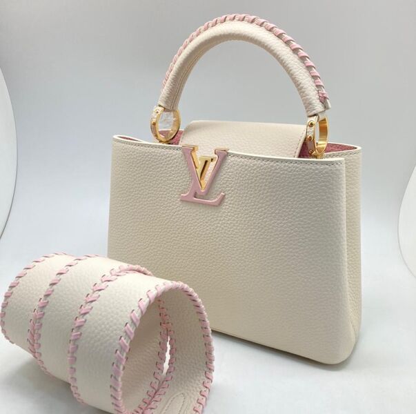 Сумка Louis Vuitton Capucines женский кожа белый 118651