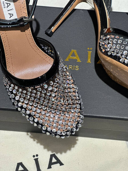 Туфли Alaïa женский стразы черный 155962-3