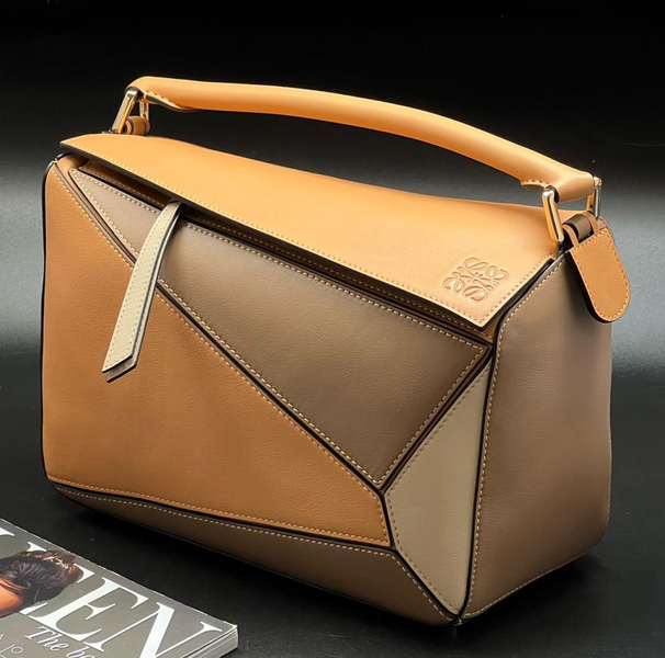 Сумка Loewe женский кожа 76028