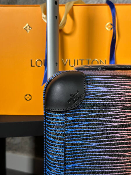 Чемодан Louis Vuitton женский черный 155441-3