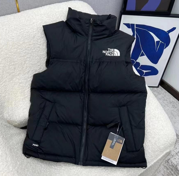 Жилет The The North Face женский черный 22771