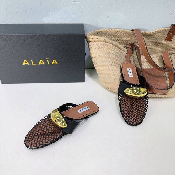 Шлепки Alaïa женский кожа черный 155374-2