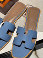 Шлепки Hermès женский кожа графитовый 113874-3