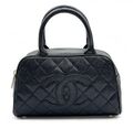 Сумка Chanel женский кожа черный 138493-1