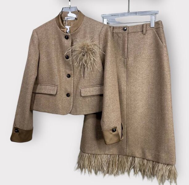 Костюм Brunello Cucinelli женский бежевый 164610