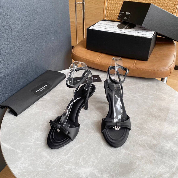 Босоножки Alexander Wang женский кожа черный 116381-2