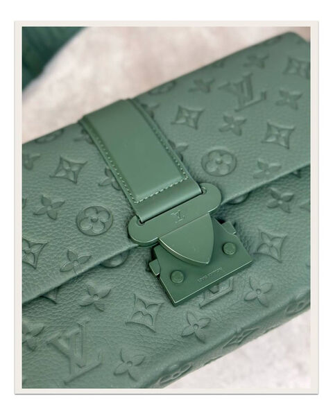 Мужская сумка мессенджер Louis Vuitton мужской канва болотный 152762-3