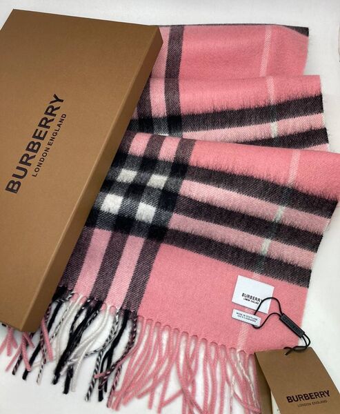 Шарф Burberry женский розовый 170552