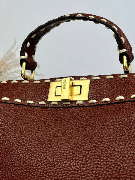 Сумка Fendi Peekaboo женский кожа 147292-2