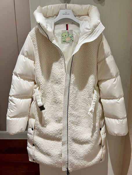 Пуховик Moncler женский бежевый 130202-4