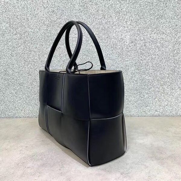 Сумка Bottega Veneta женский кожа черный 72429-9