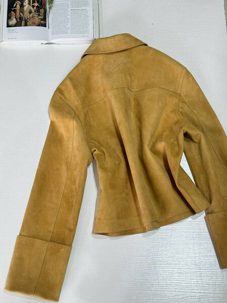 Куртка Loewe женский замша горчичный 162074-4