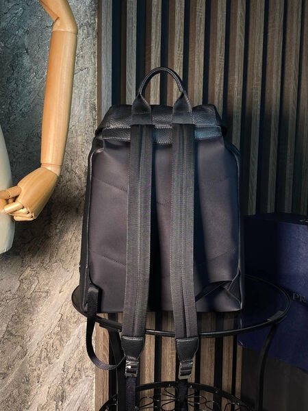 Мужской рюкзак Prada мужской кожа черный 53368-6