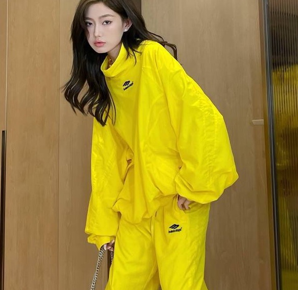 Женские худи Balenciaga женский горчичный 141344