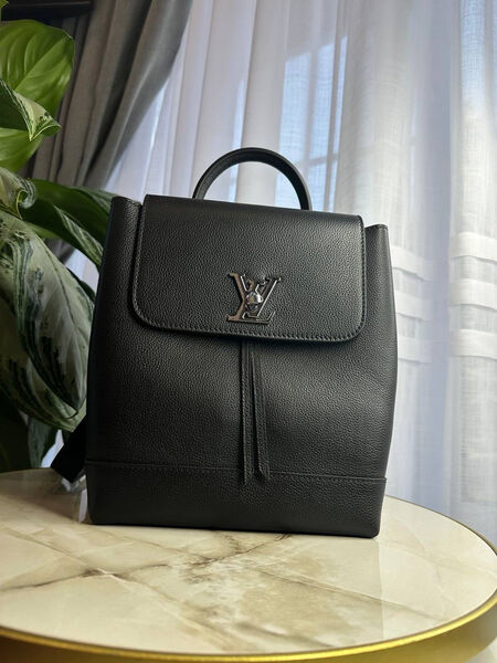 Рюкзак Louis Vuitton женский кожа черный 126865-2