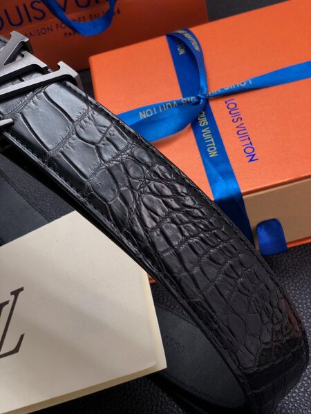 Ремень Louis Vuitton мужской кожа черный 63660-3