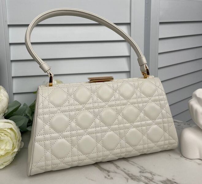 Сумка Christian Dior женский кожа белый 129764