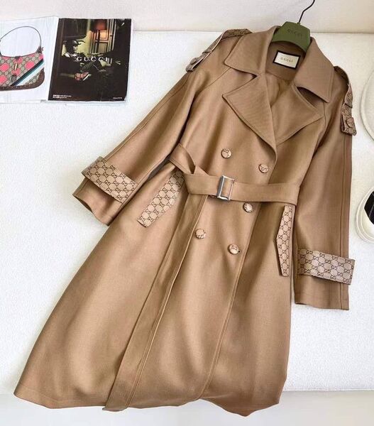Плащ Gucci женский бежевый 157211