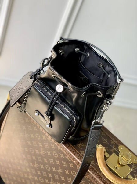 Рюкзак Louis Vuitton женский кожа черный 183977-5