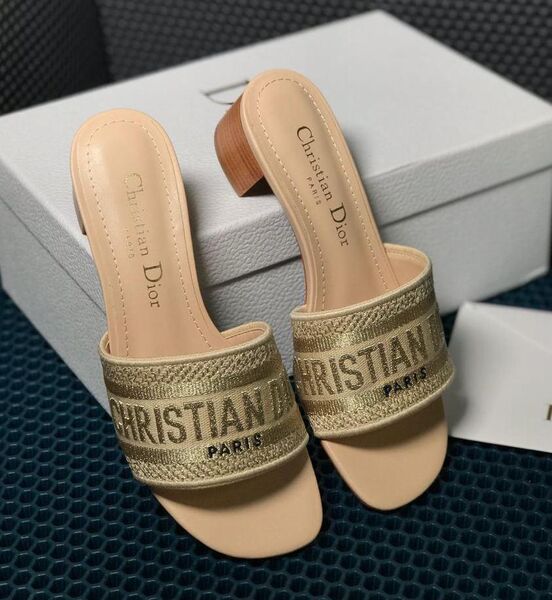 Сандалии Christian Dior Dway женский хлопок бежевый 66397