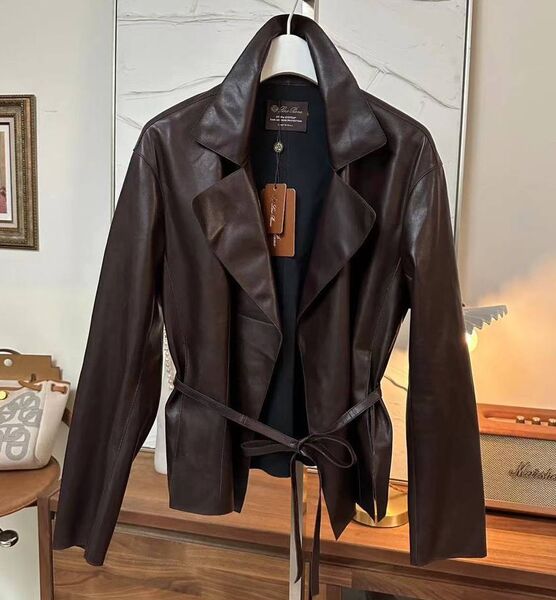 Куртка Loro Piana женский кожа 156451