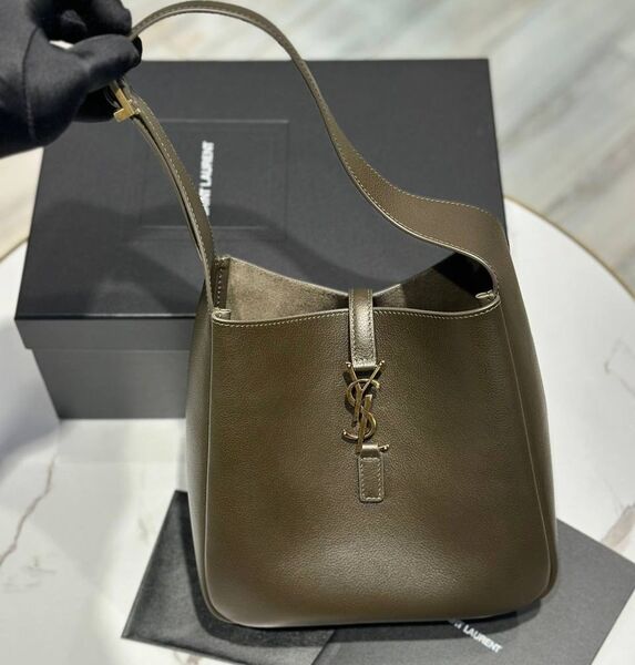 Сумка Saint Laurent женский кожа графитовый 143500