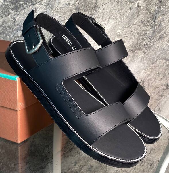 Мужские сандалии Loro Piana мужской кожа черный 173574