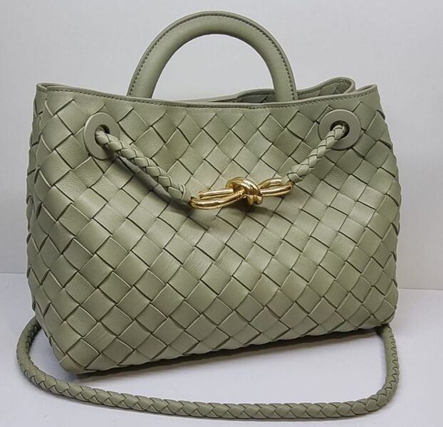 Сумка Bottega Veneta женский кожа болотный 112262