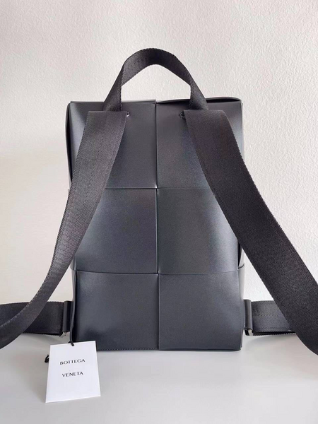 Мужской рюкзак Bottega Veneta мужской кожа черный 96462-6