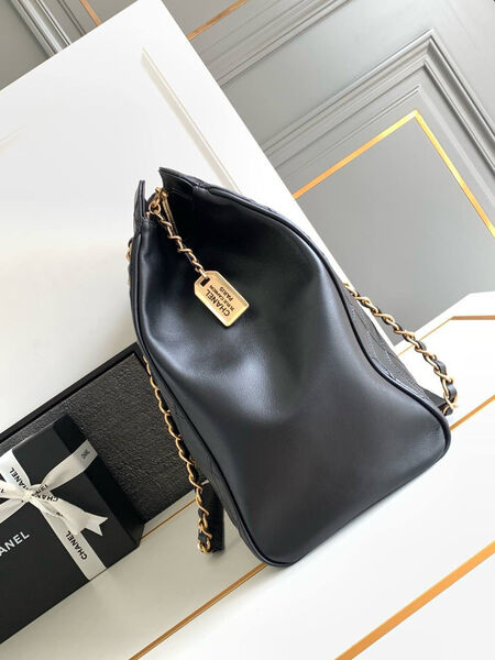 Сумка Chanel женский кожа черный 193592-3