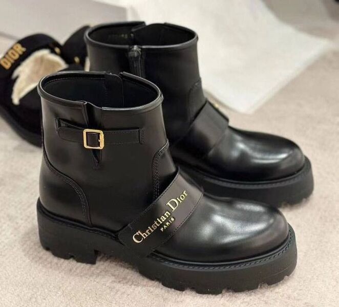 Ботинки Christian Dior женский кожа черный 168791