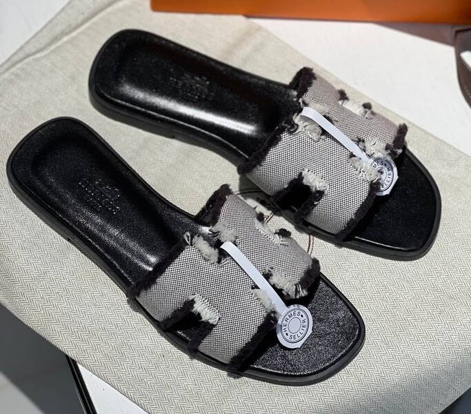Шлепки Hermès женский текстиль черный 113892