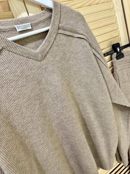 Костюм Brunello Cucinelli женский бежевый 127159-2
