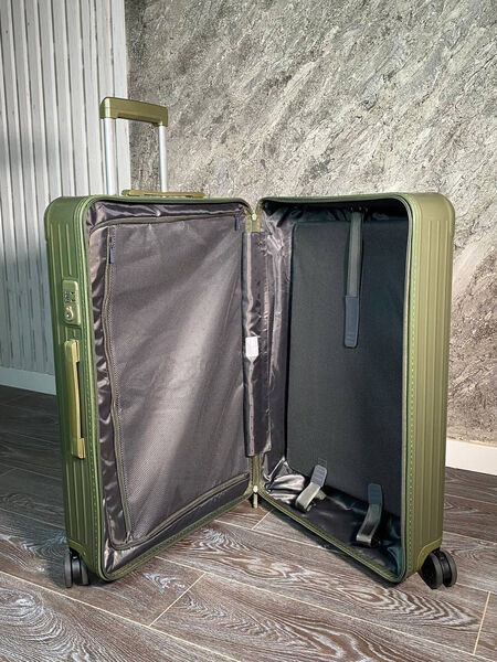 Чемодан Rimowa женский болотный 175101-4