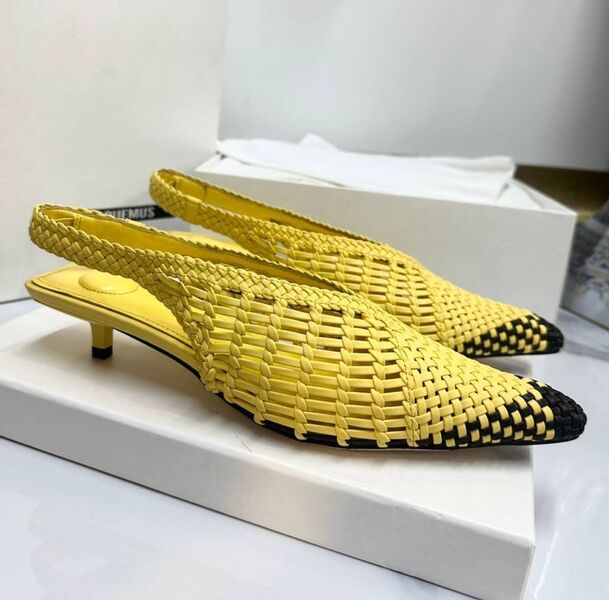 Туфли Bottega Veneta женский кожа горчичный 191284