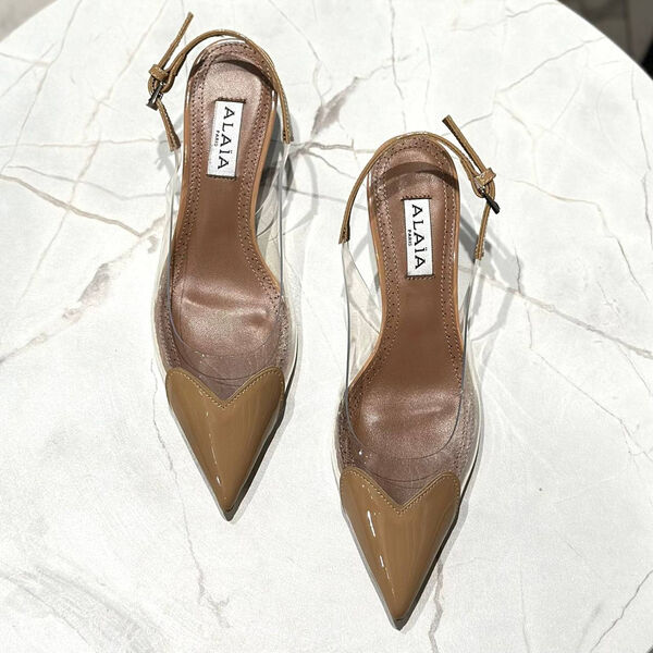 Туфли Alaïa женский кожа бежевый 146192-2