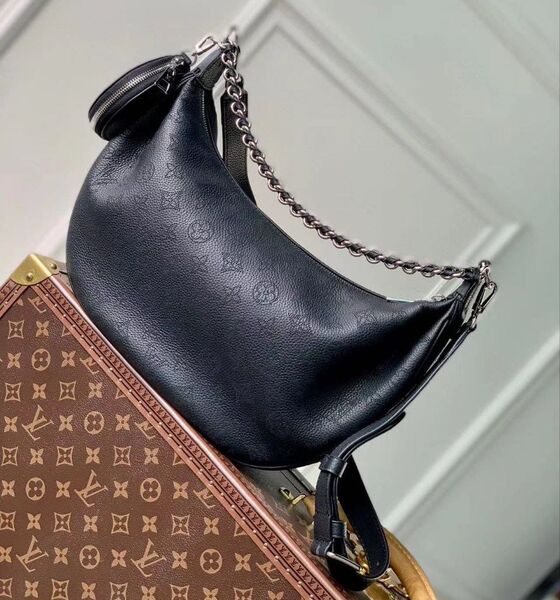 Сумка Louis Vuitton женский кожа черный 149348