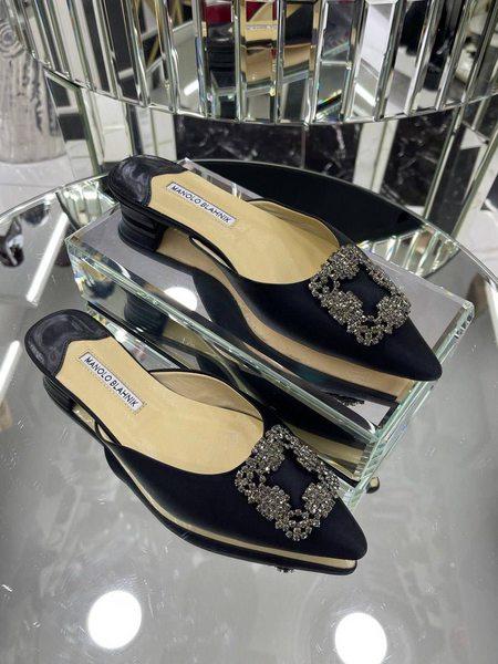 Мюли Manolo Blahnik женский черный 55006-3