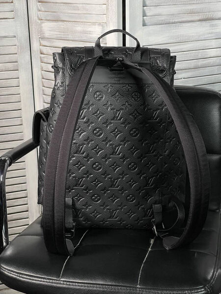 Мужской рюкзак Louis Vuitton мужской кожа черный 121418-9