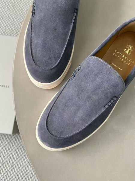 Мужские лоферы Brunello Cucinelli мужской замша графитовый 184684-6
