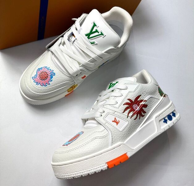 Кроссовки Louis Vuitton женский кожа белый 118504