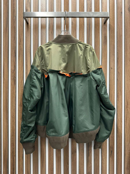 Ветровка Sacai женский болотный 124414-3