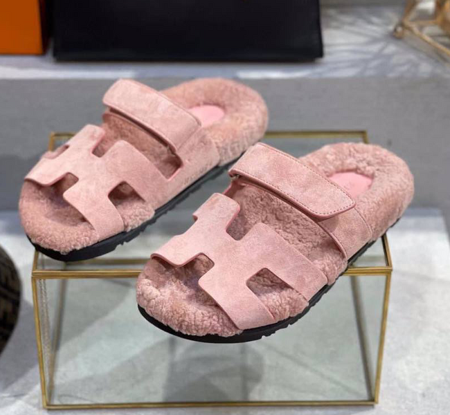 Шлепки Hermès женский замша розовый 89664