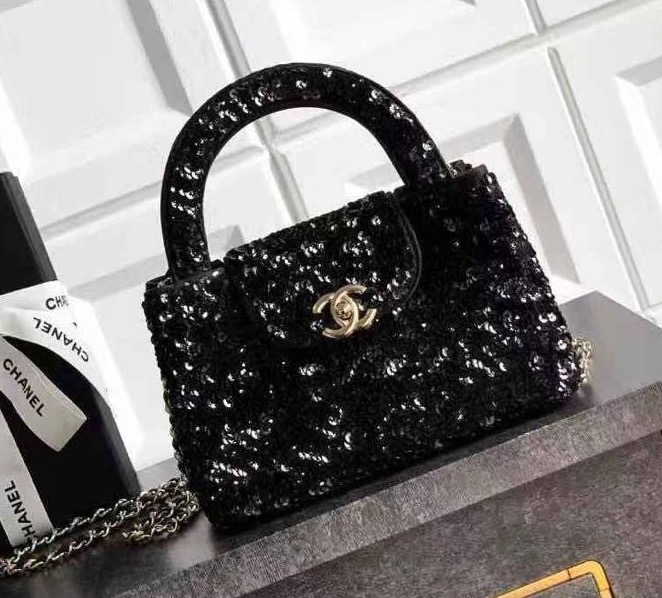 Сумка Chanel женский пайетки черный 192112