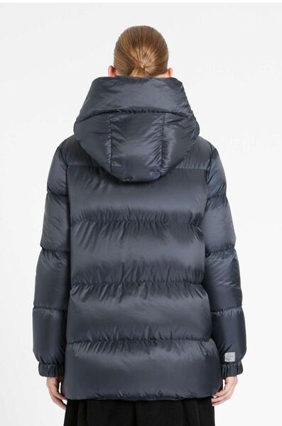 Пуховик Max Mara женский черный 62921-6