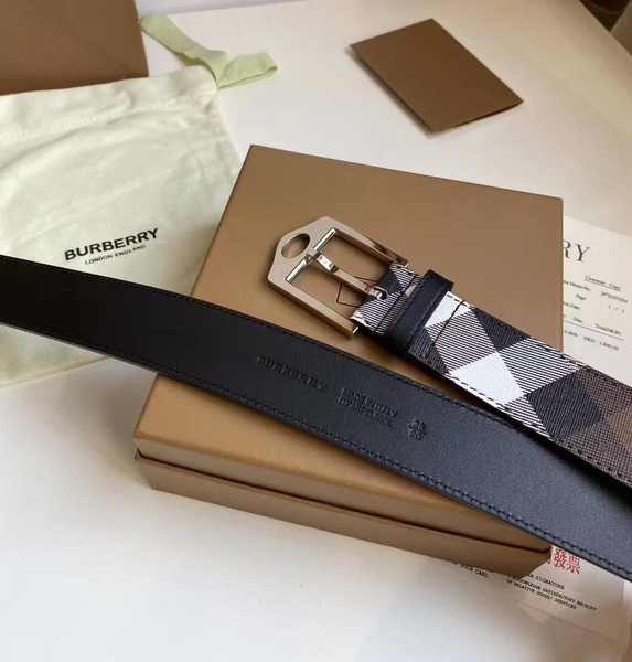 Женский ремень Burberry женский кожа 20968-3