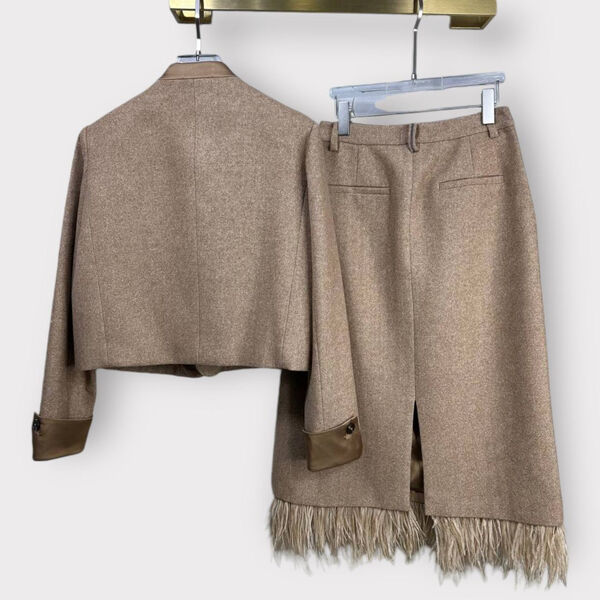Костюм Brunello Cucinelli женский бежевый 164610-2