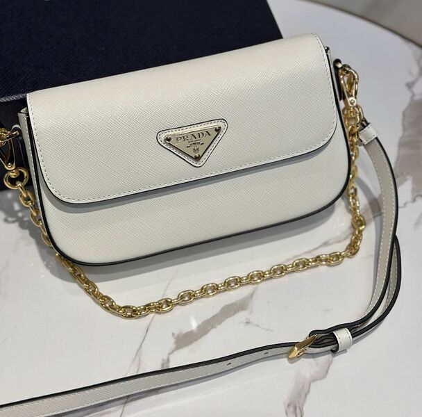 Сумка Prada женский кожа белый 181921