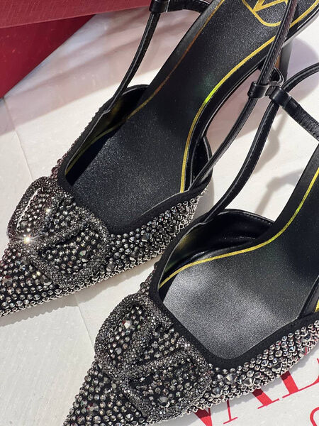 Туфли Valentino женский стразы черный 104633-4